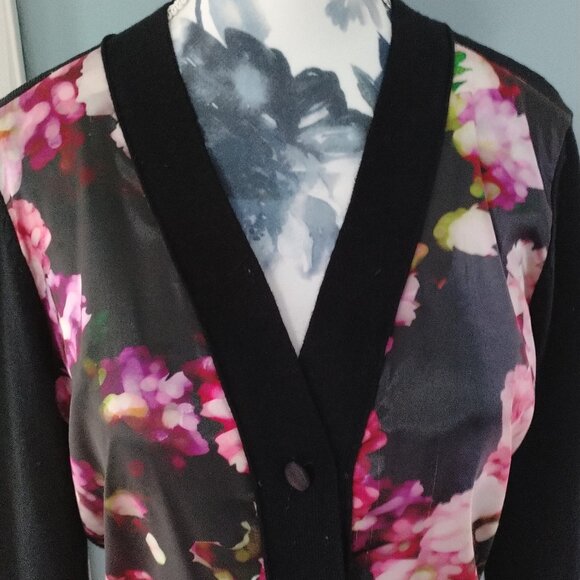 Pink Tartan Floral Panel Black Merino Wool Cardigan - Picture 4 of 12
